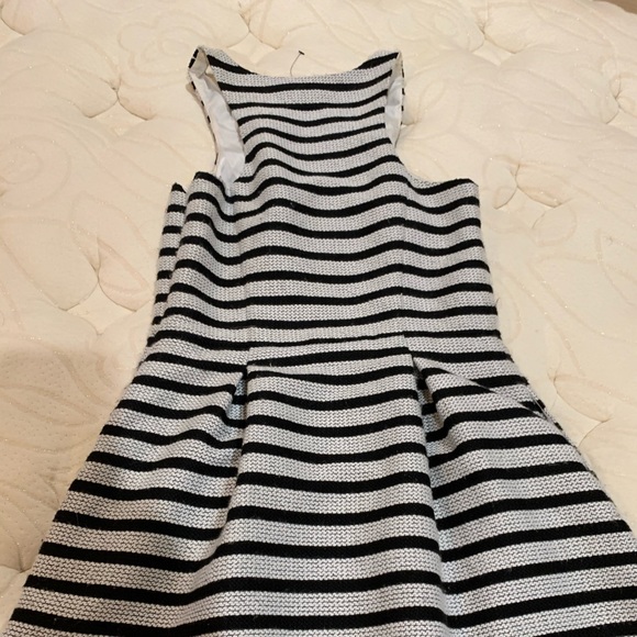 Express dress size 4 - Picture 1 of 6